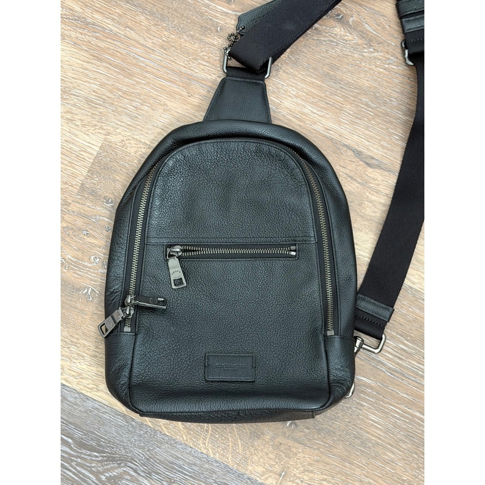 Coach West Pack Black Pebbled Leather Sling Bag Crossbody F72506 Gunmetal